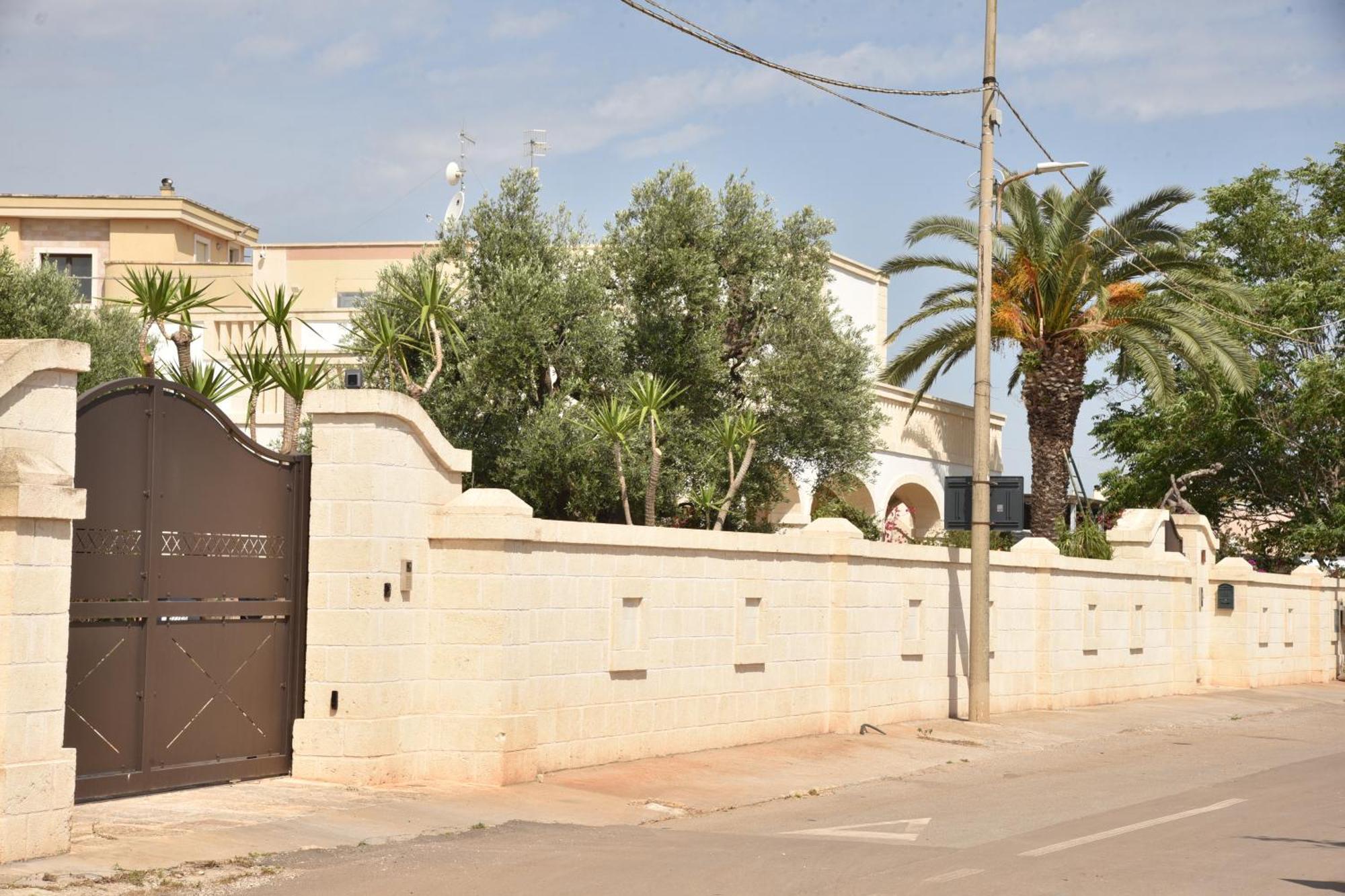 Villa Luis Fasano Exterior foto